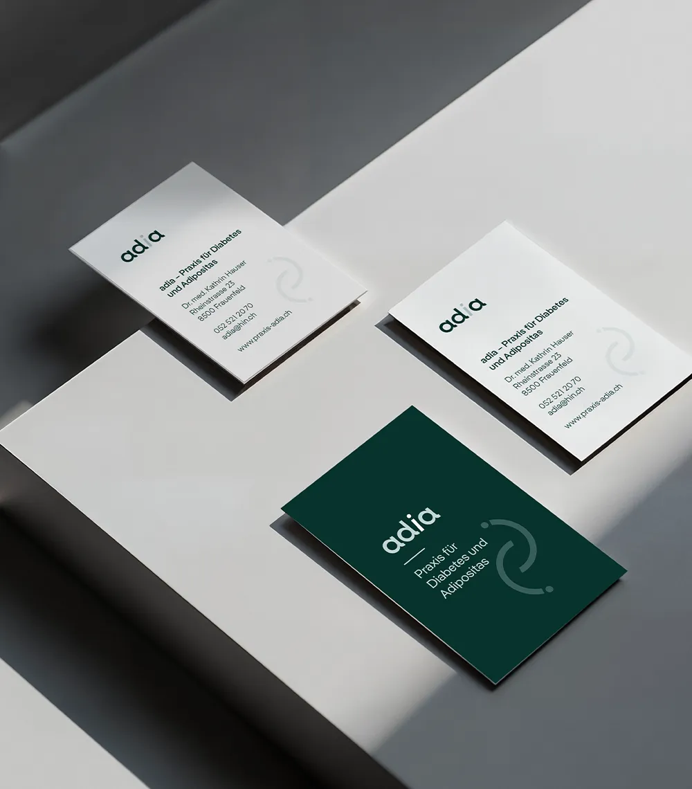 adia_praxis_corporate_design_gabriela_martinelli_design_visitenkarten.webp adia_praxis_corporate_design_gabriela_martinelli_design_visitenkarten.webp